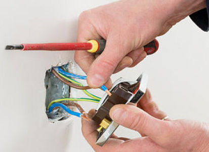 Electrician la domiciliu, rapid și eficient! foto 0