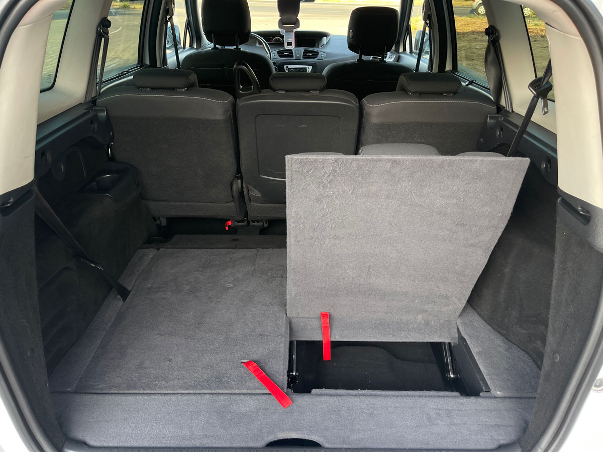 Renault Scenic foto 9