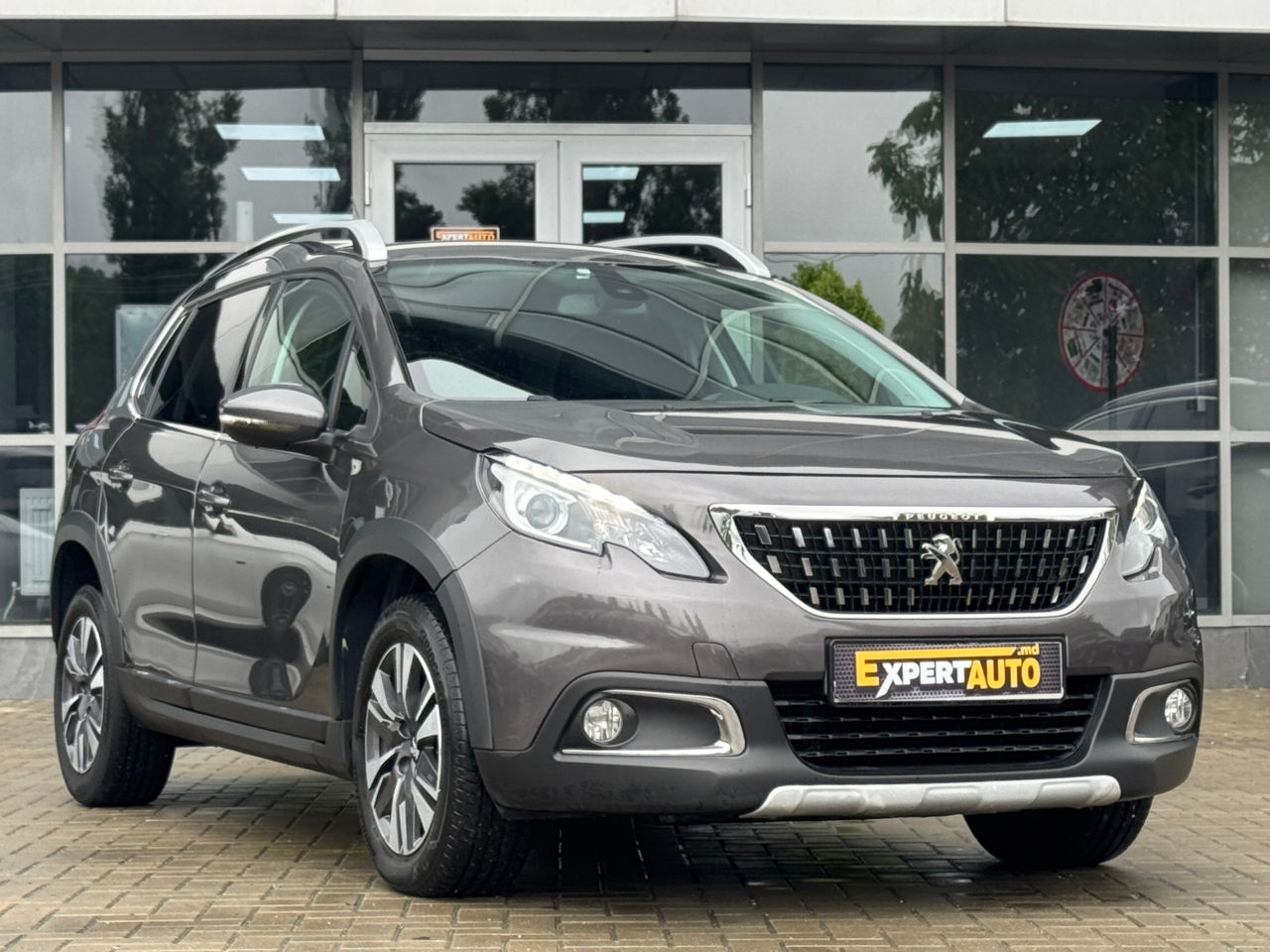 Peugeot 2008 — fotografia 3