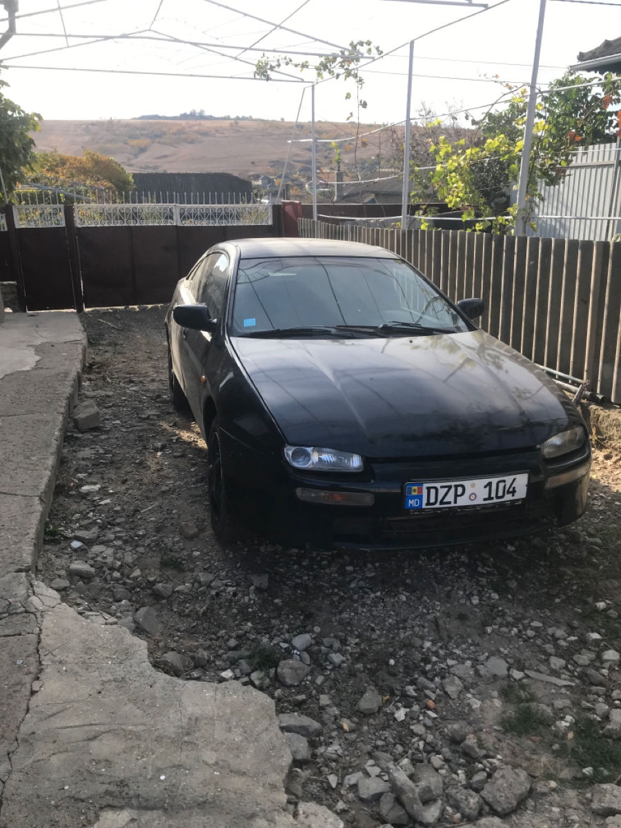 Mazda 323