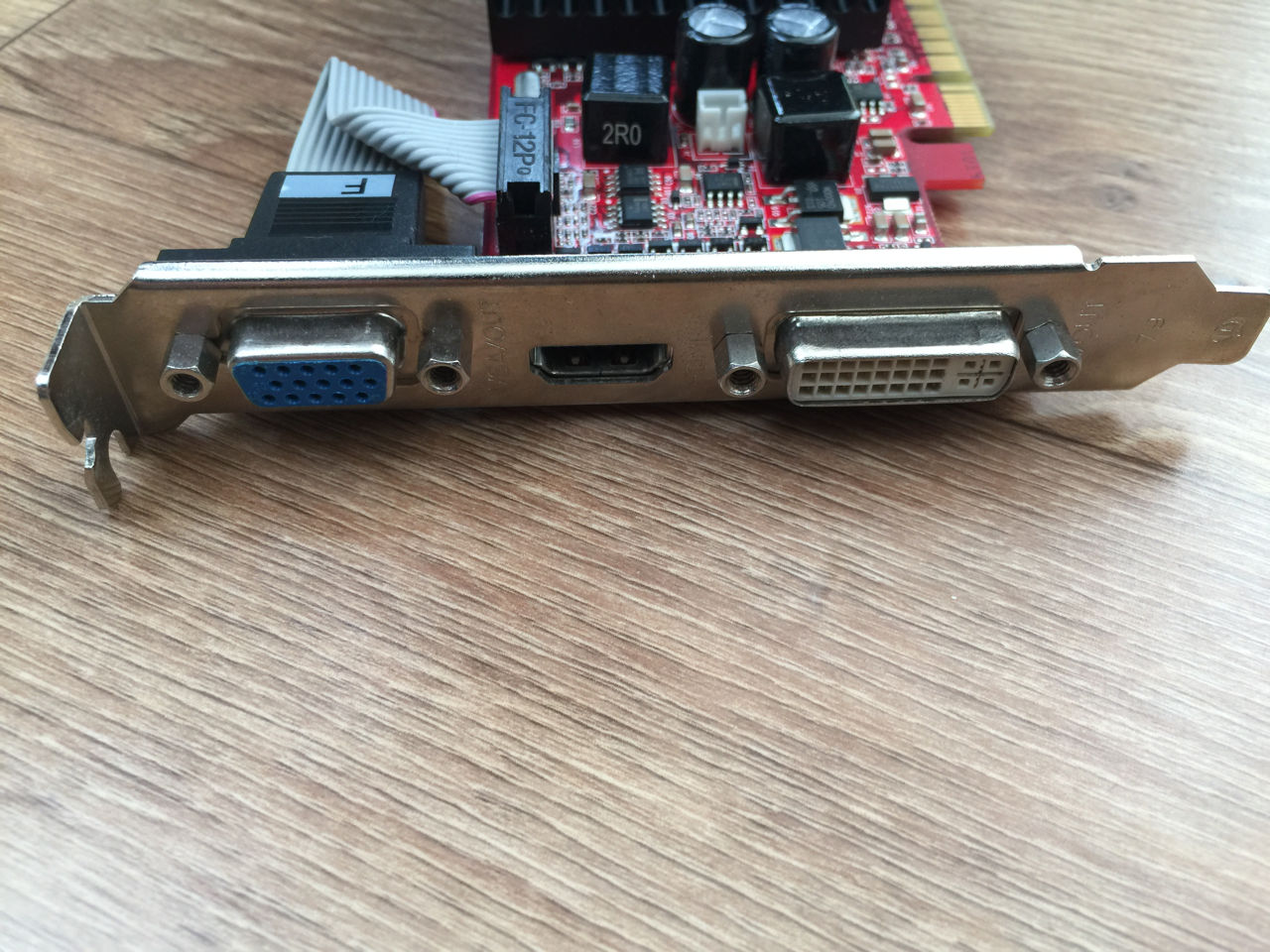 Galaxy GeForce G100, Palit GF210, ECS N9400GT 512MB