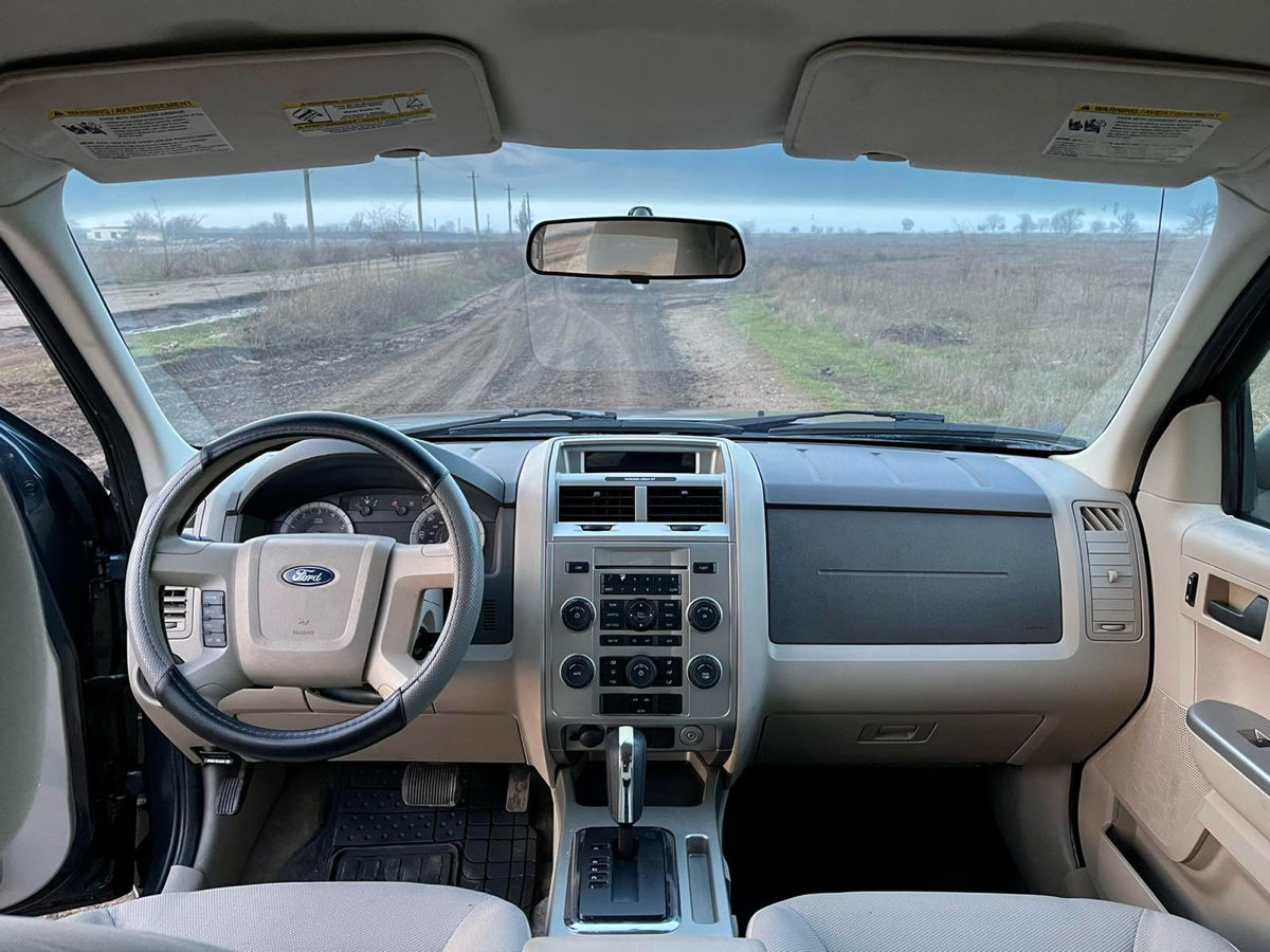 Ford Escape фото 2