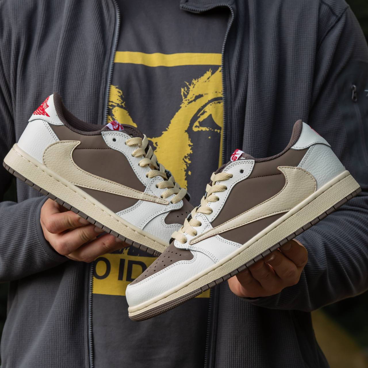 Nike Air Jordan 1 OG Low Reverse Mocha x Travis Scott foto 1