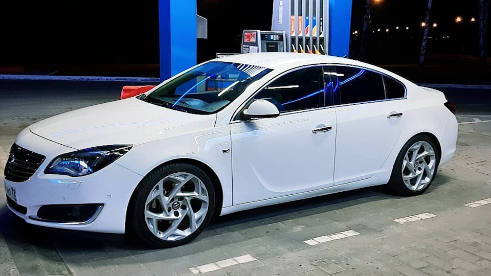 Opel Insignia foto 0