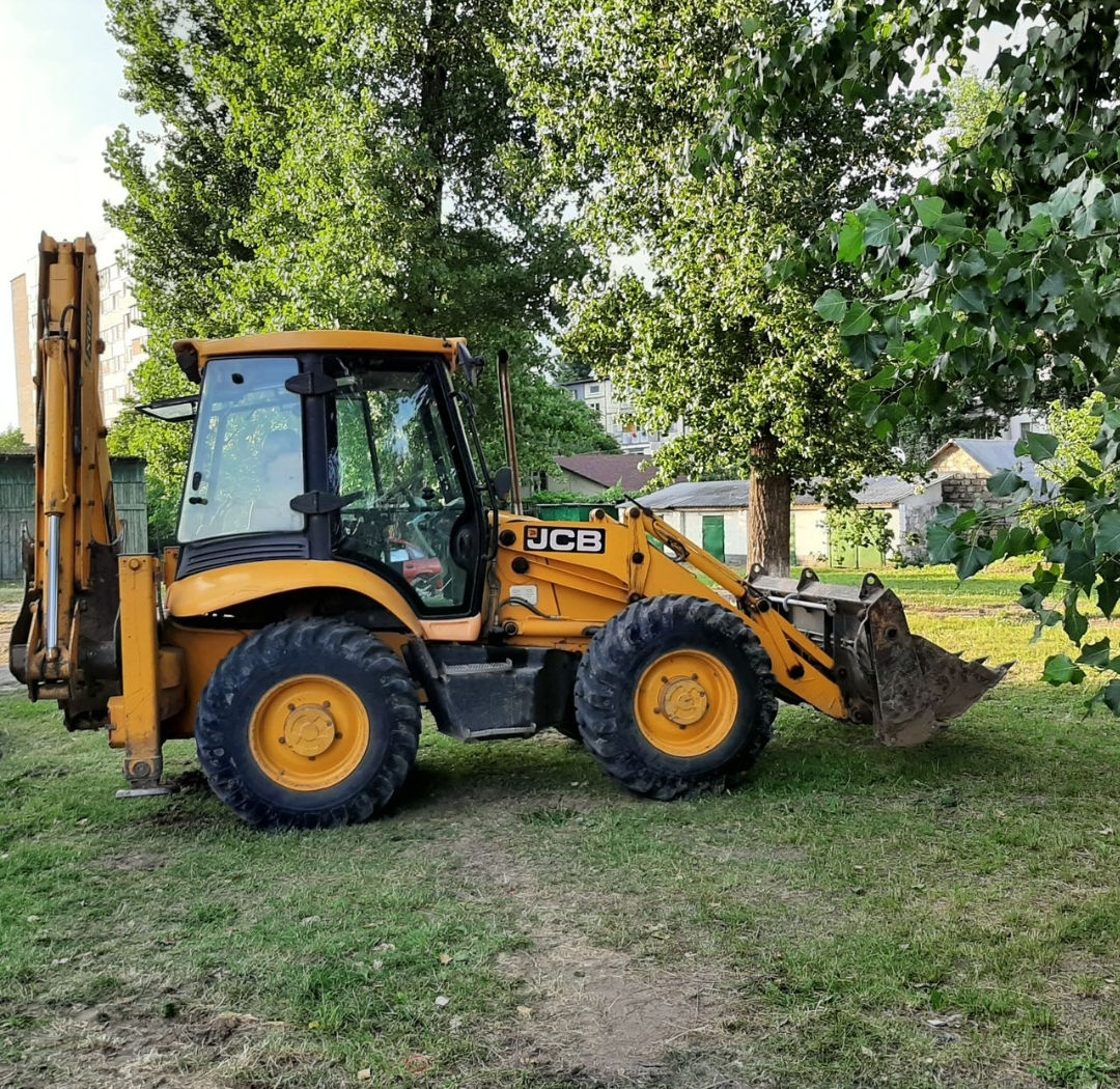 Se vinde buldoexcavator JCB 3cx Super foto 0