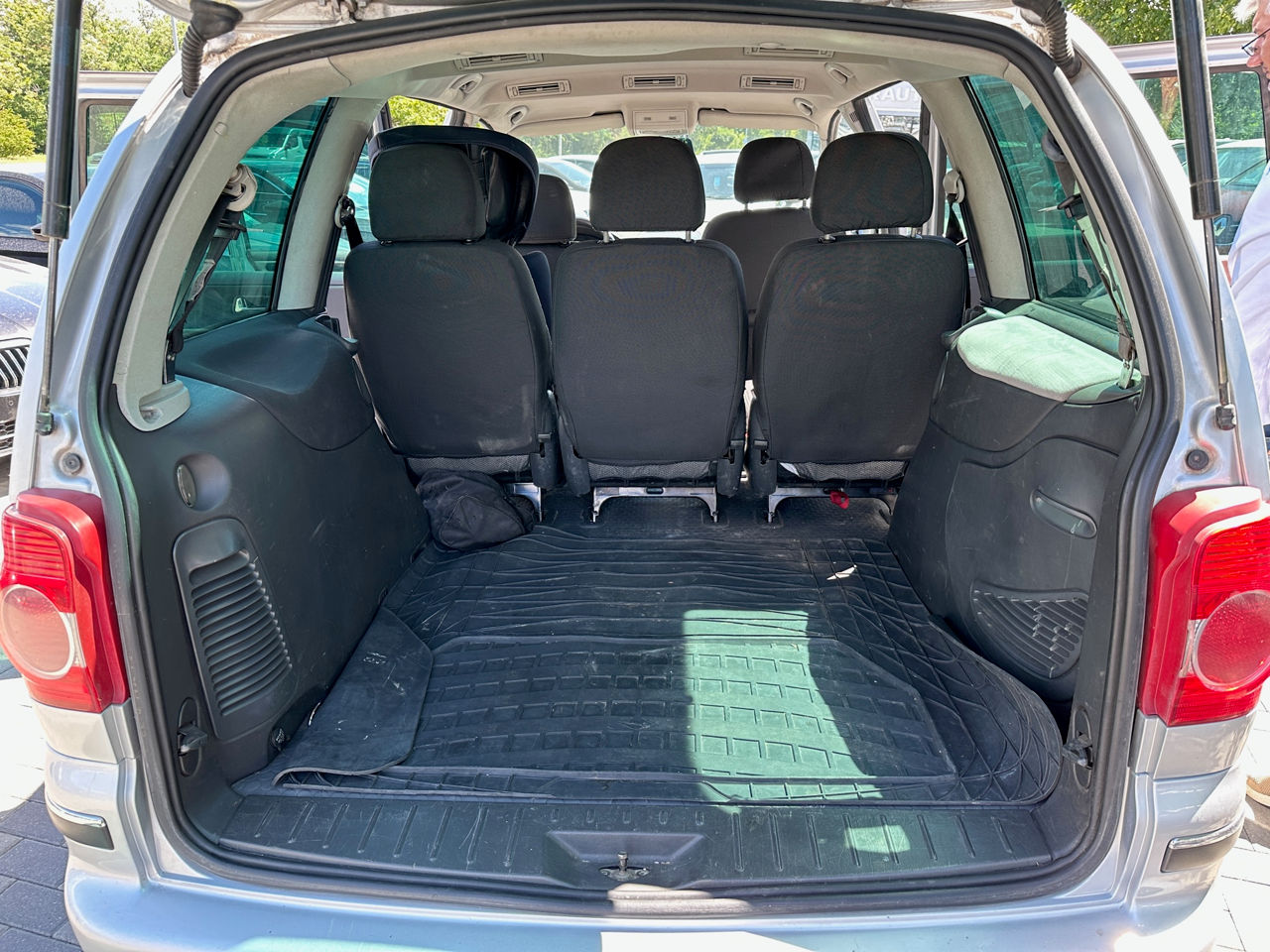 Volkswagen Sharan foto 17