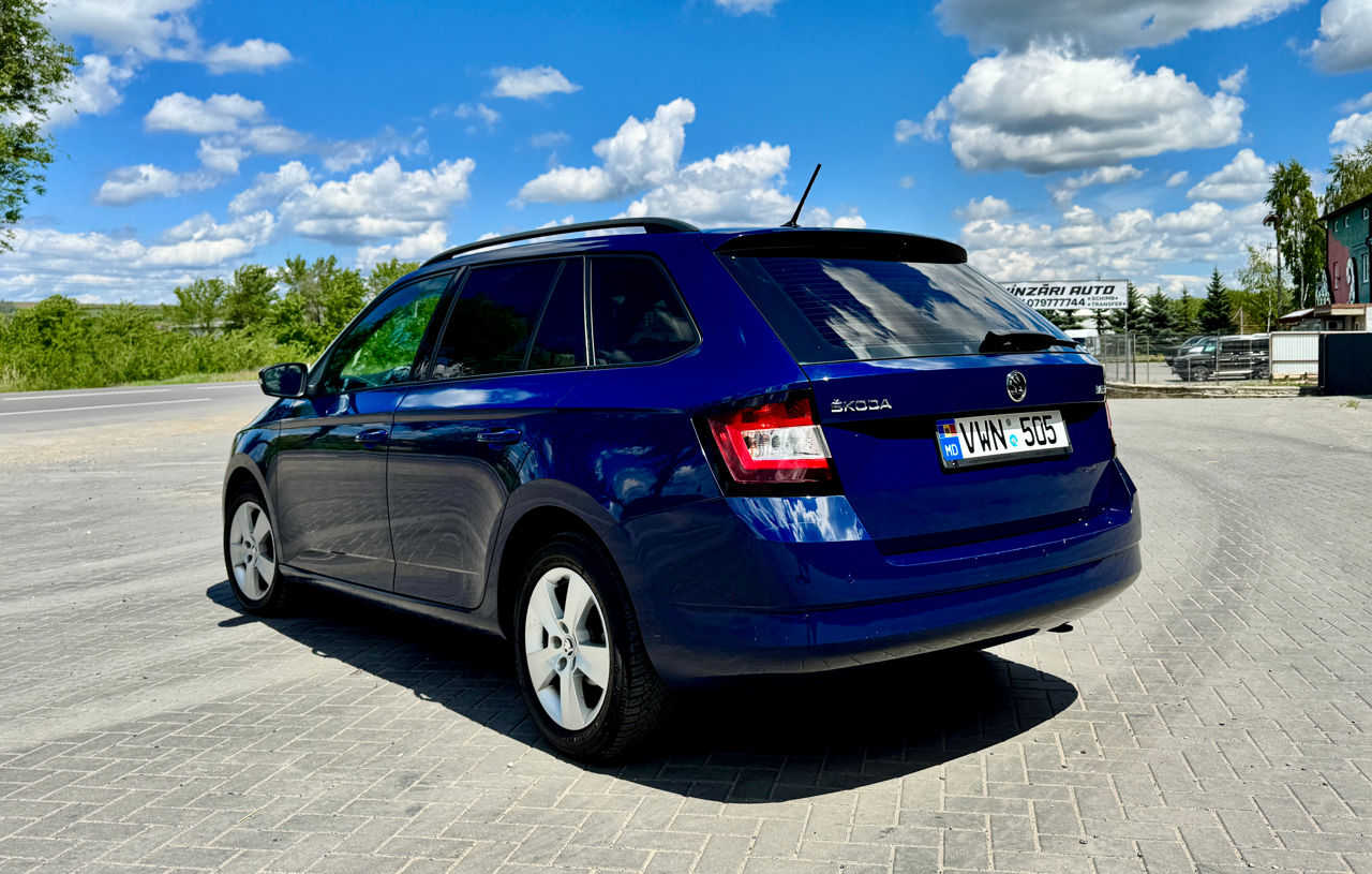 Skoda Fabia фото 3