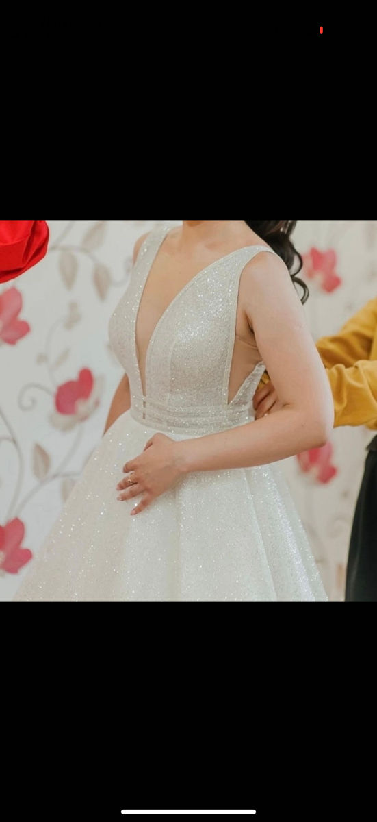 Vand rochie de mireasa  foto 0