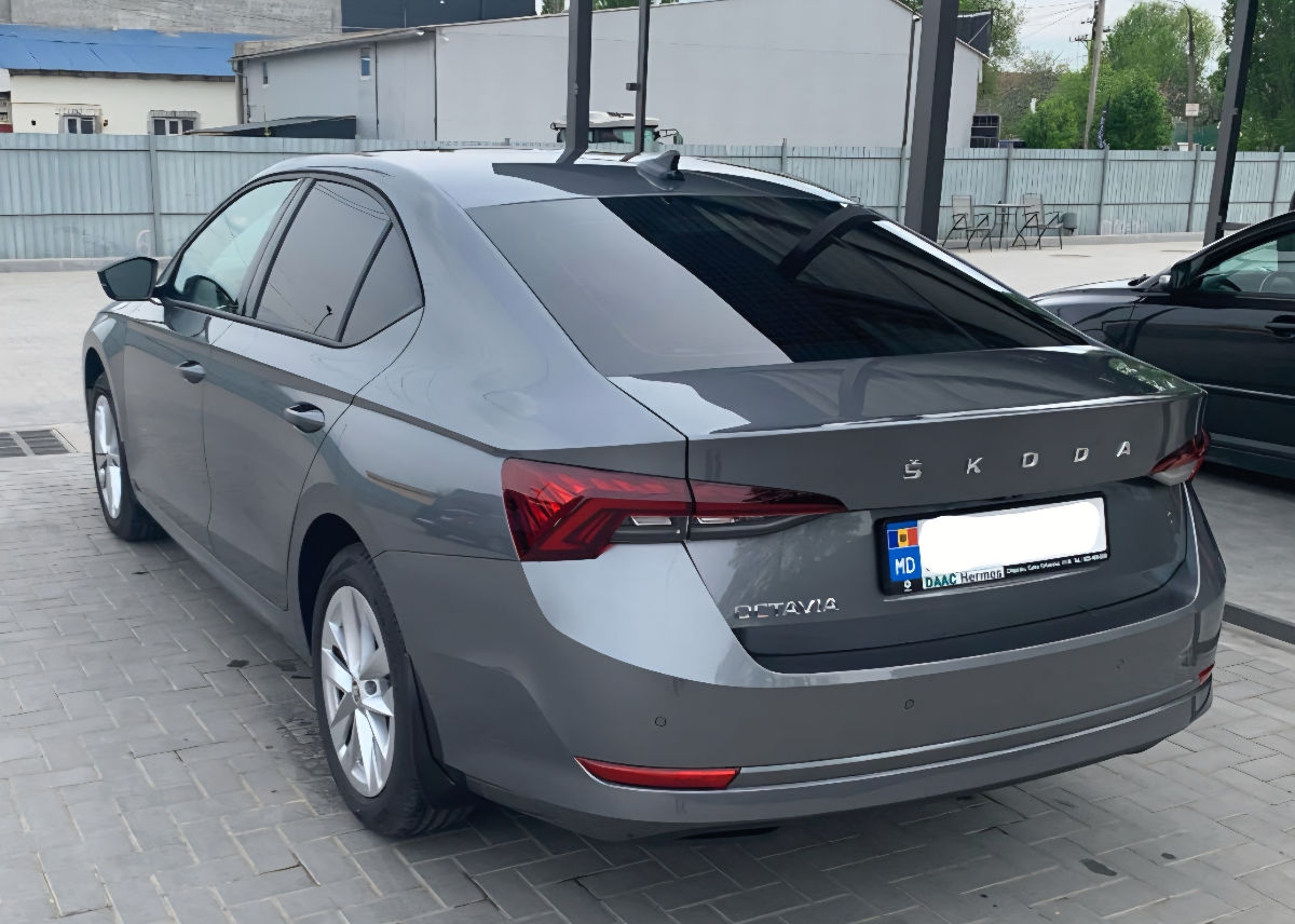 Skoda Octavia foto 2
