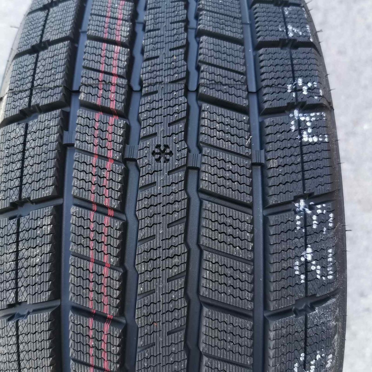 245/45 R17, 225/55 R17, 225/50 R17 foto 5