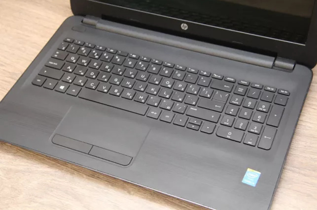 HP TPN C125 Intel i3