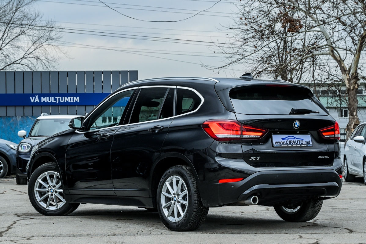 BMW X1 фото 1
