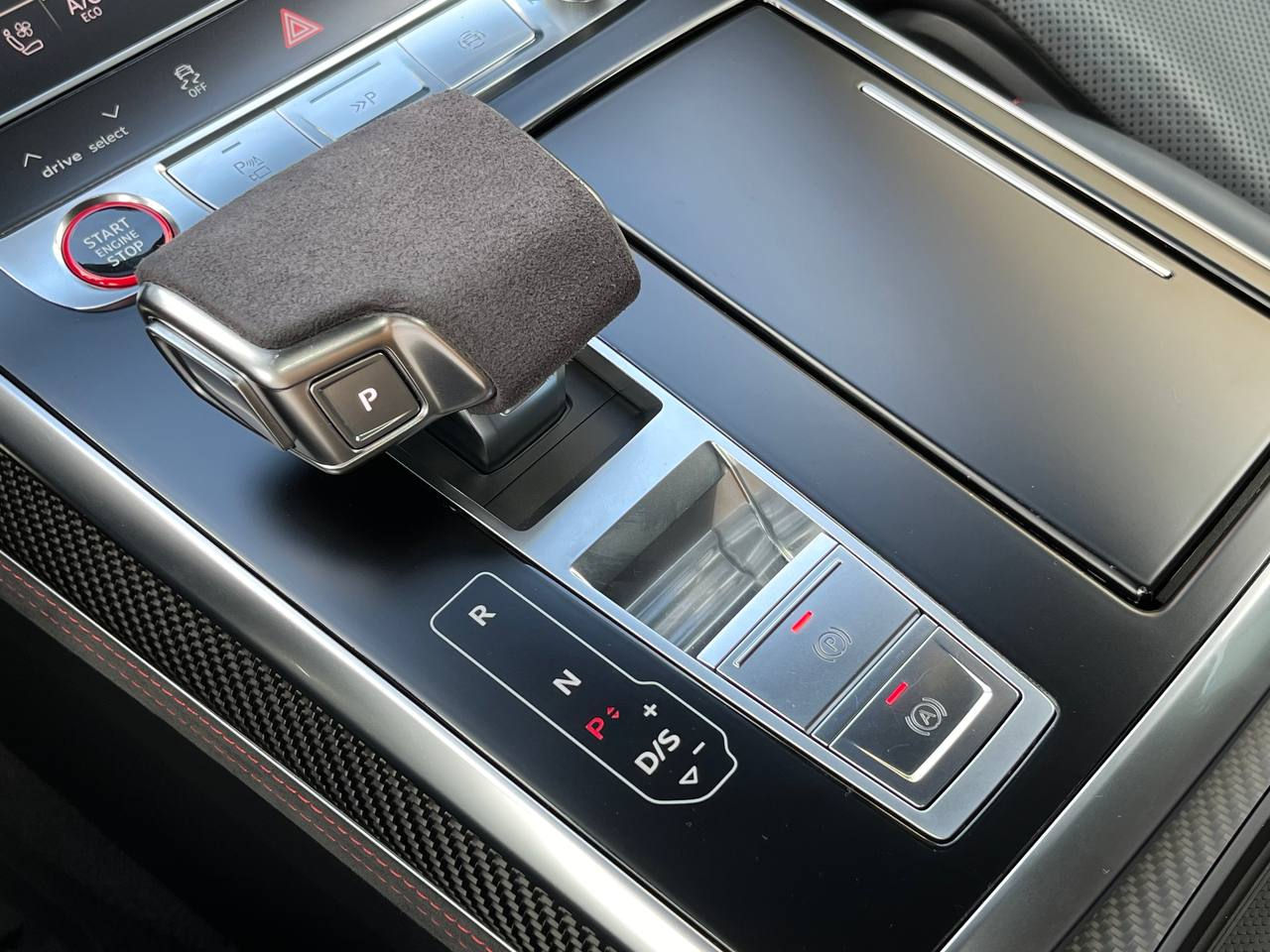 Audi Q8 foto 14