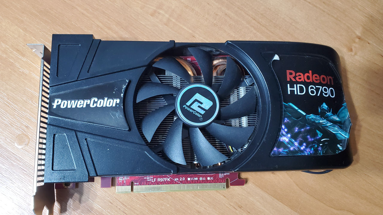 Amd Radeon Hd 6790 Series 7895