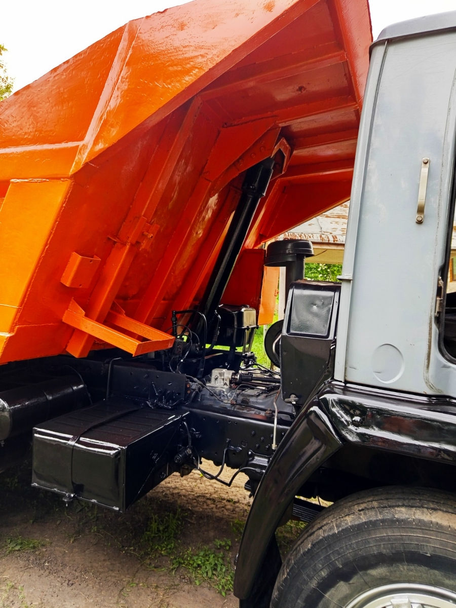 KAMAZ 5511 foto 2