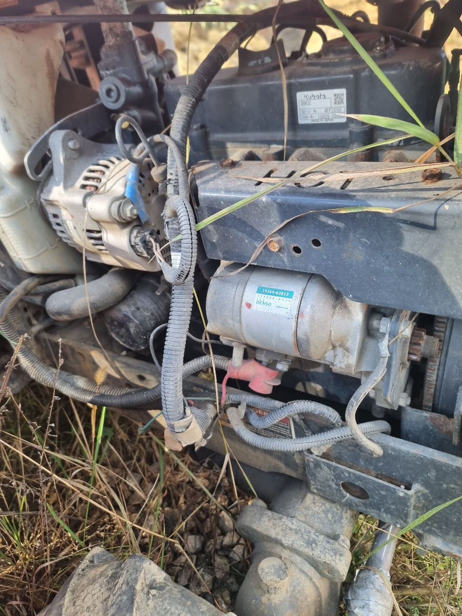 piese petru mini tractor KUBOTA foto 1