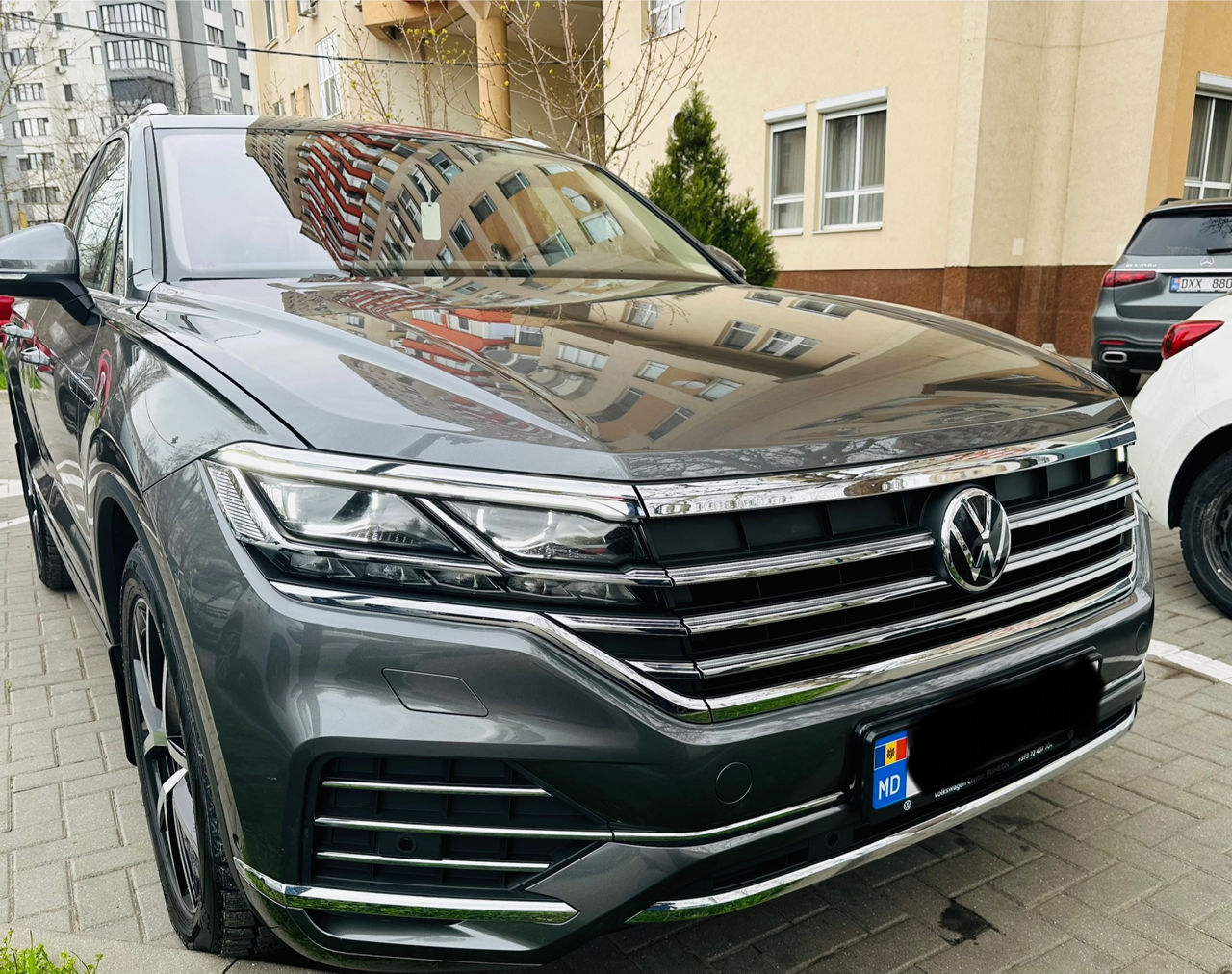 Volkswagen Touareg foto 2