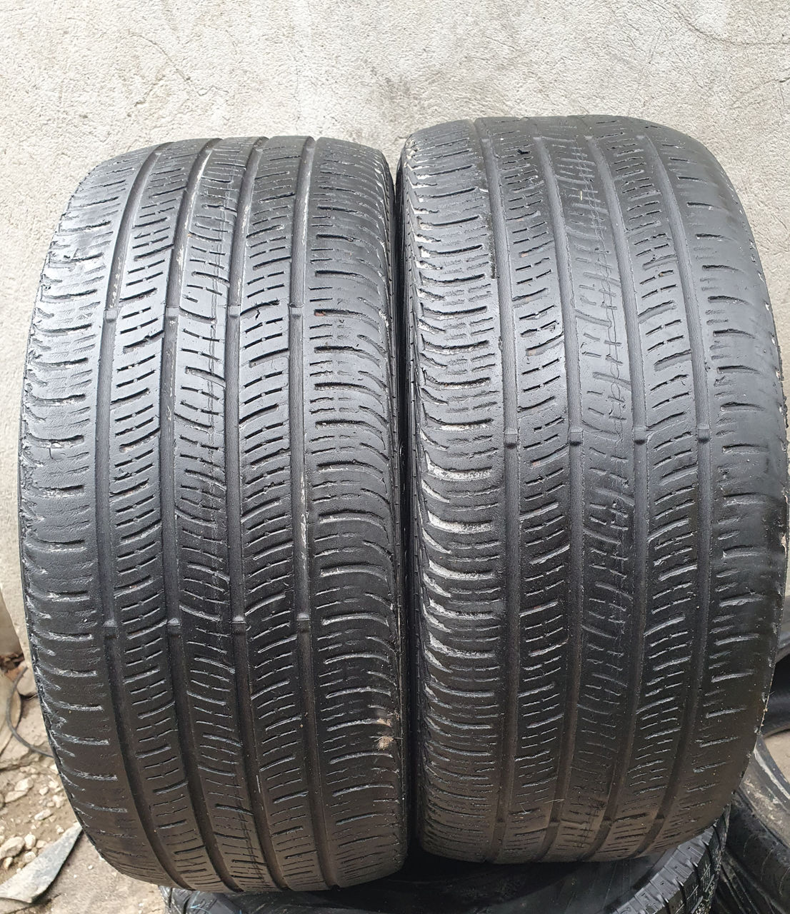225/45/ R18- Continental. foto 0
