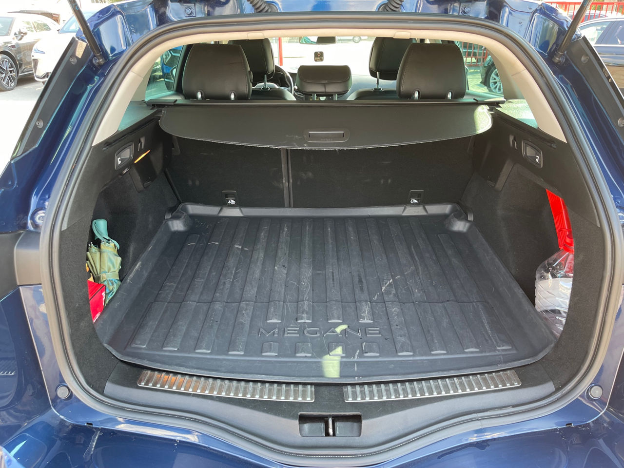 Renault Megane foto 17