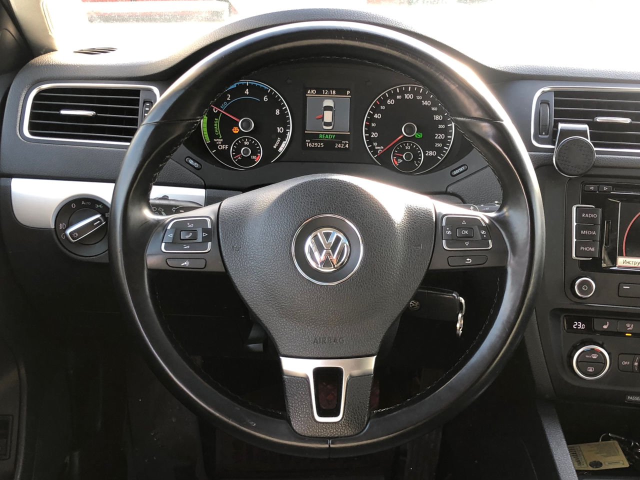 Volkswagen Jetta foto 8