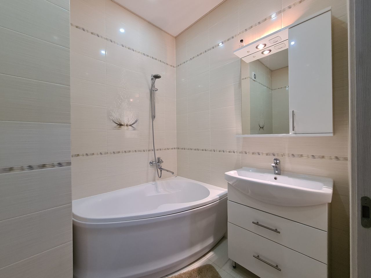 Apartament cu 1 cameră, 52 m², Centru, Chișinău foto 4