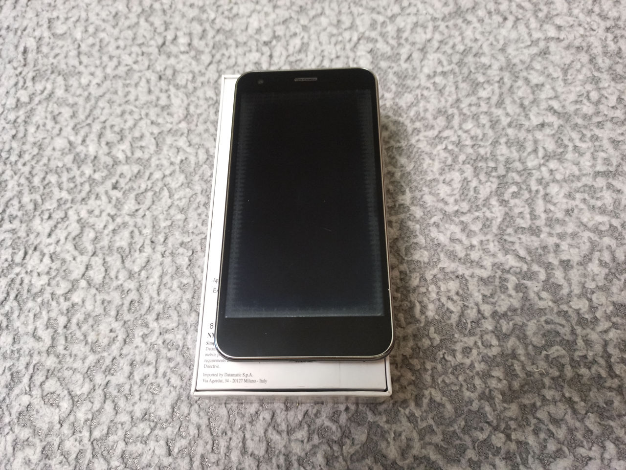 Vodafone smart ultra 6 (zte) фото 3