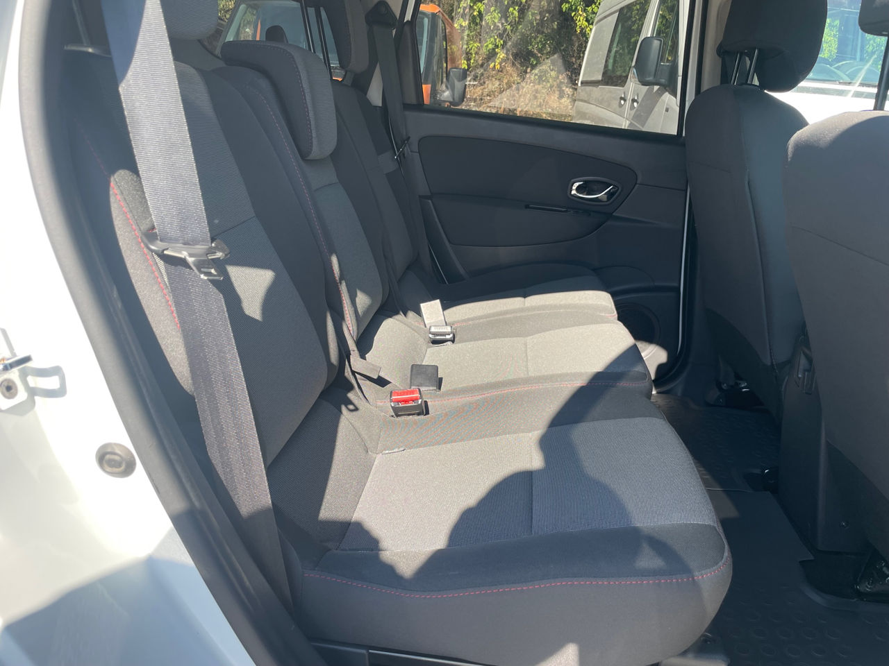 Renault Grand Scenic foto 17