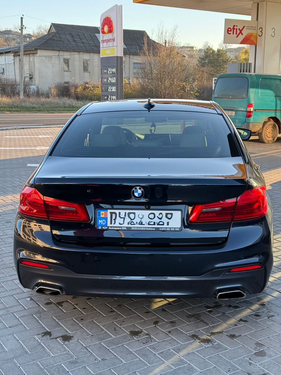 BMW 5 Series foto 3