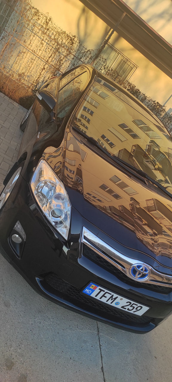 Toyota Auris foto 3