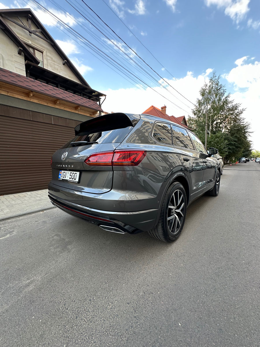 Volkswagen Touareg foto 5