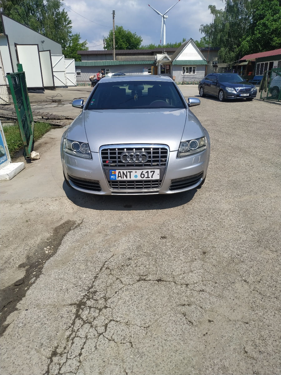 Audi S6 foto 1