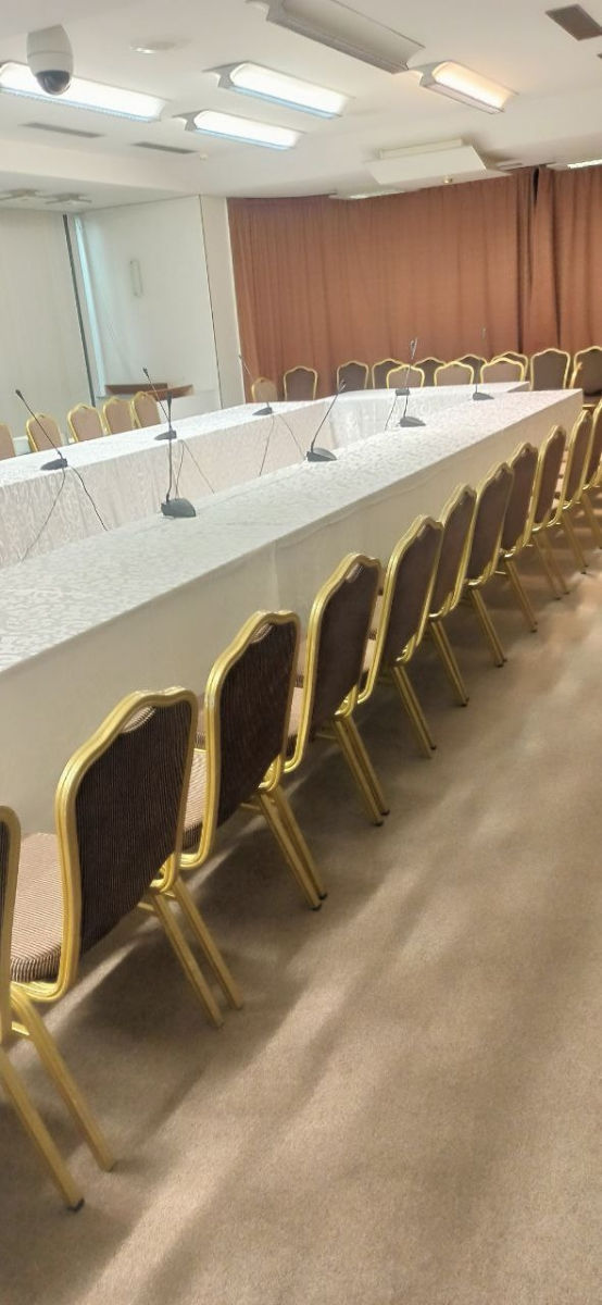 Închiriere de mobilier și textile pentru evenimente foto 1