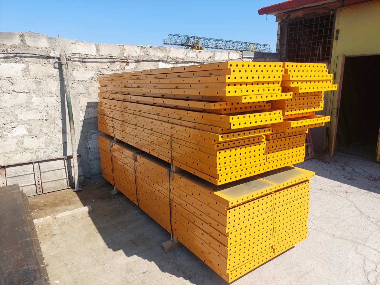 Arenda cofraje si popi. Опалубка и стойки. Ieftin! foto 1