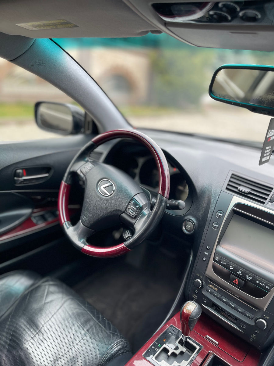 Lexus GS Series фото 7