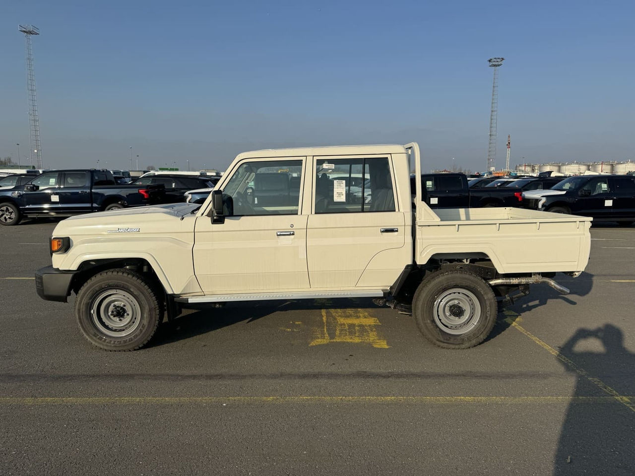 Toyota Land Cruiser foto 2