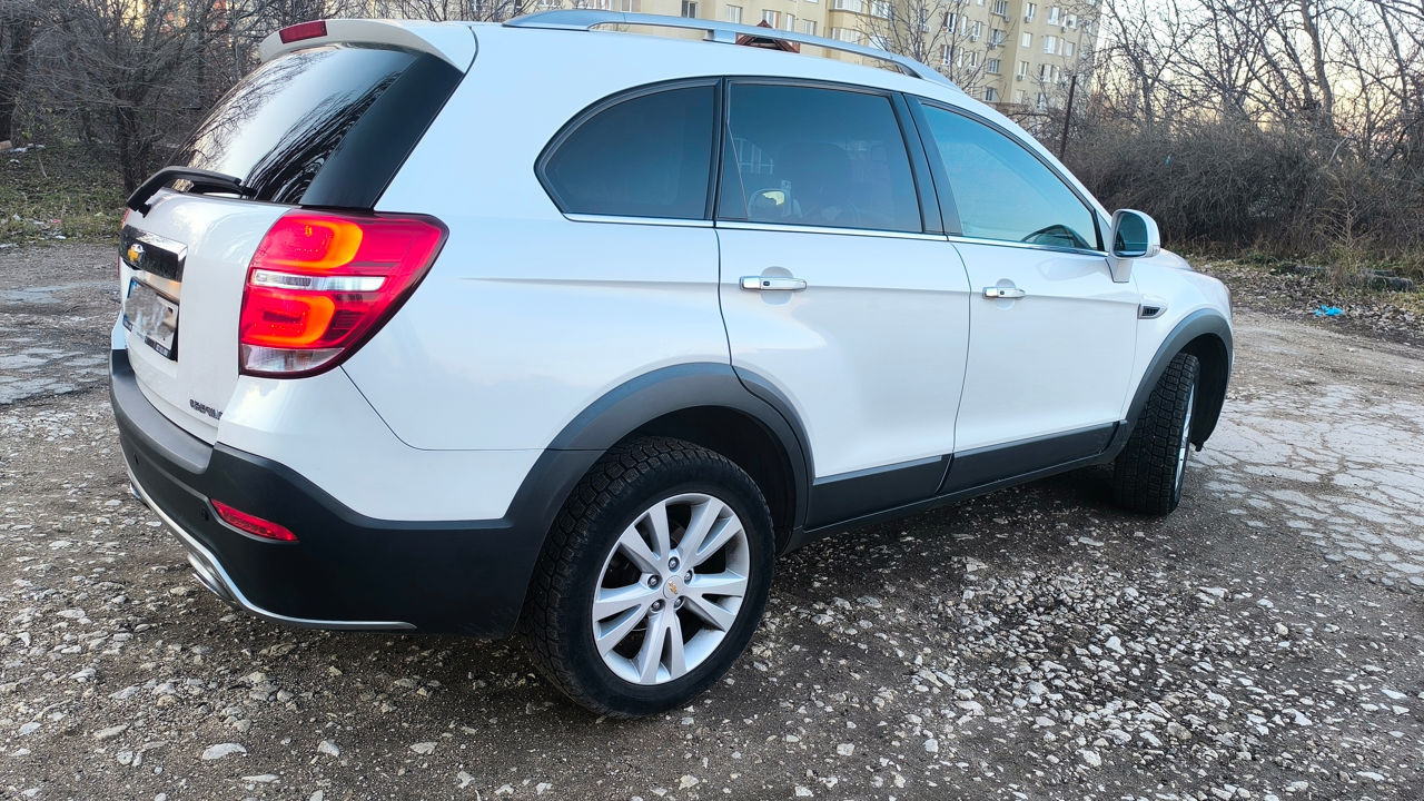 Chevrolet Captiva фото 4