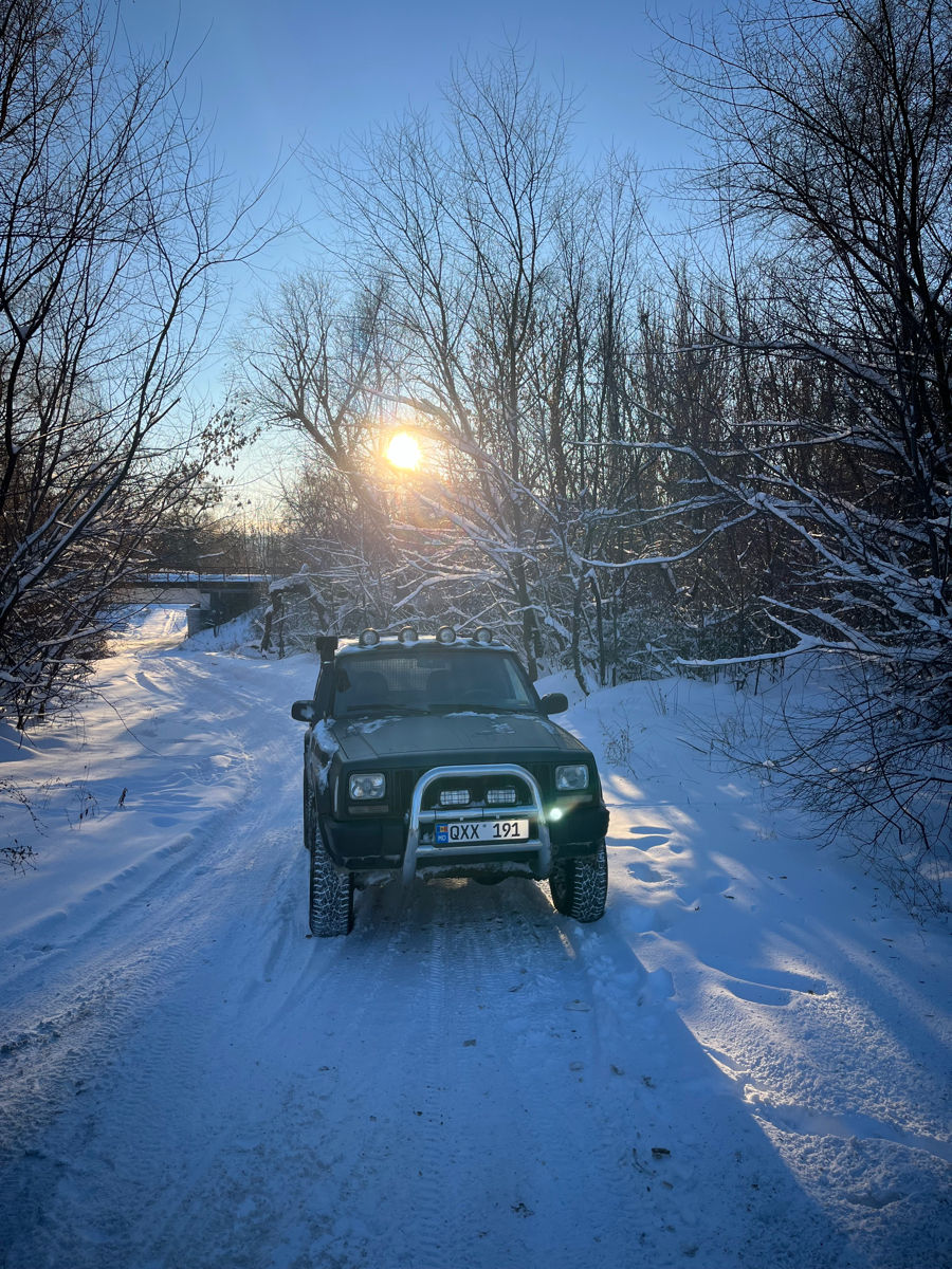 Jeep Cherokee foto 3