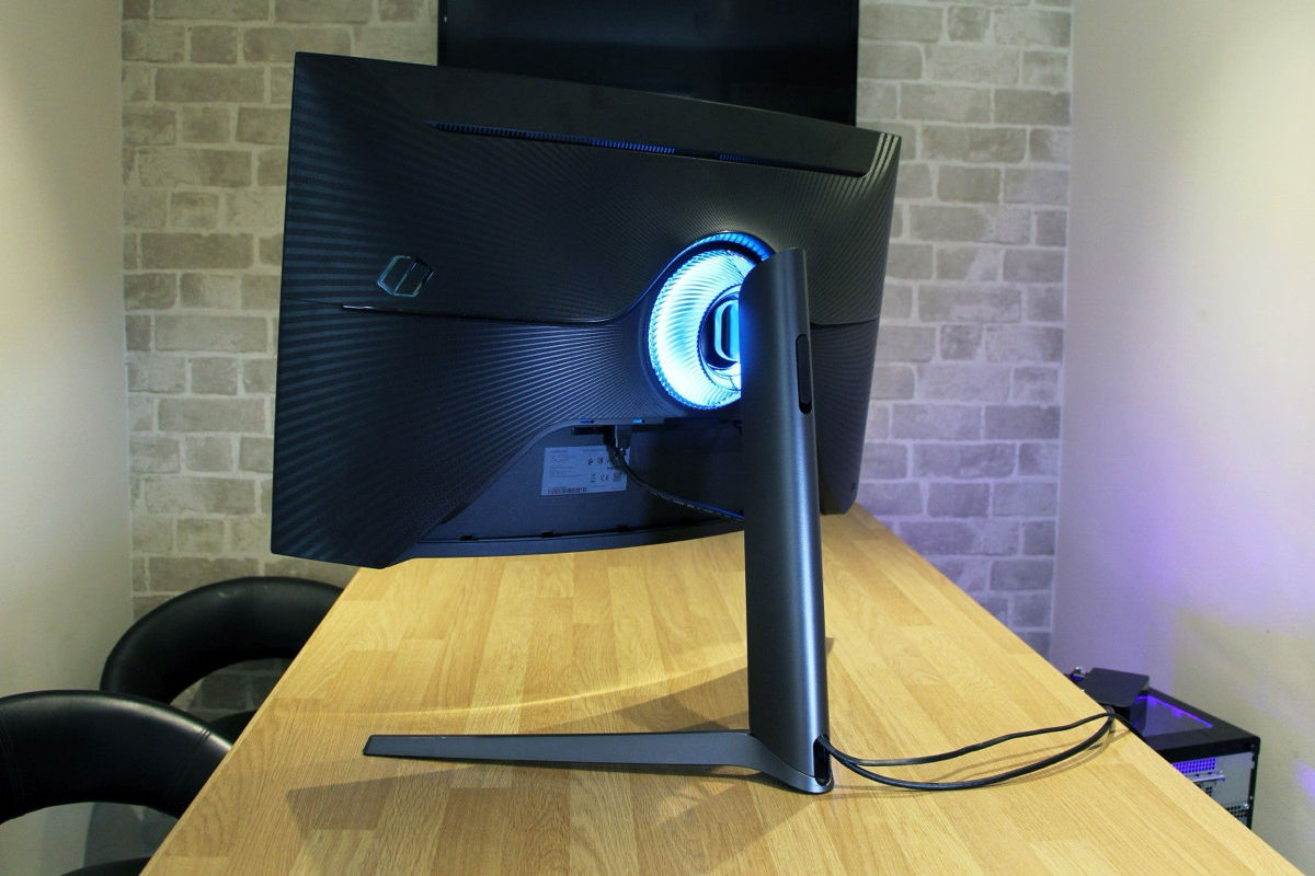 Gaming Monitor Samsung Odyssey G7, 27inch, 240Hz, QHD