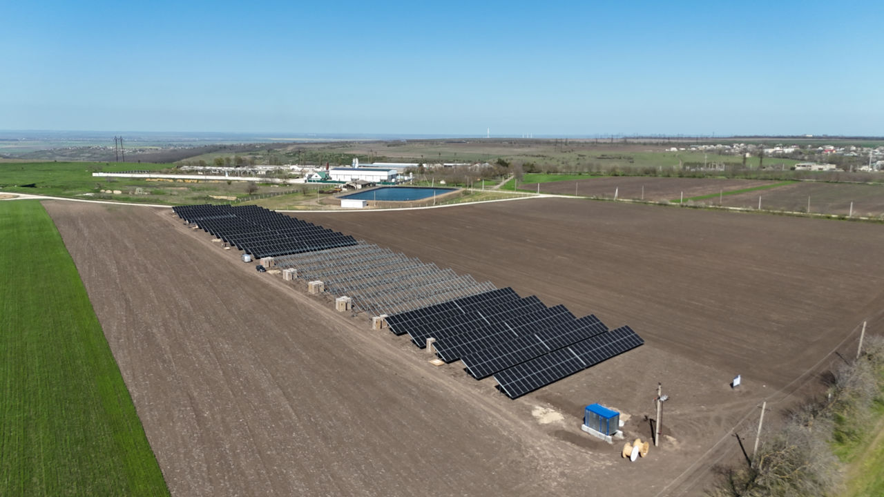 Montare Parc Fotovoltaic la cheie foto 0