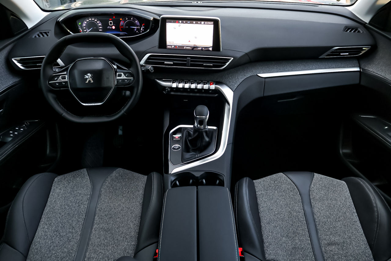 Peugeot 5008 фото 6