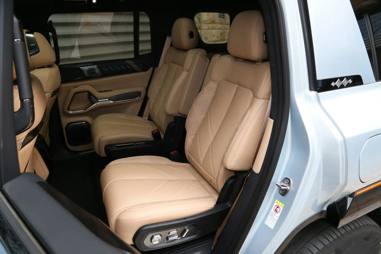 Byd Leopard 8 foto 7