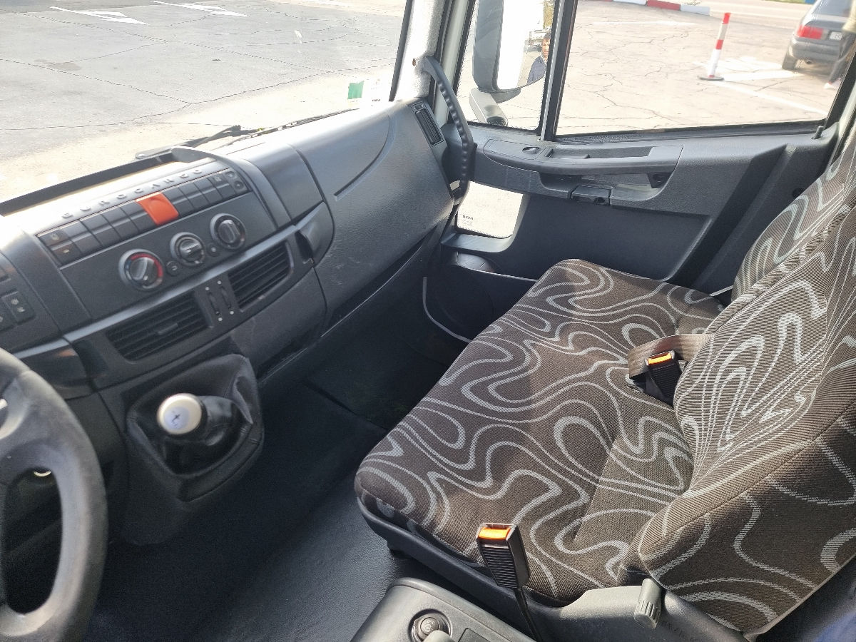 Iveco EUROCARGO foto 6
