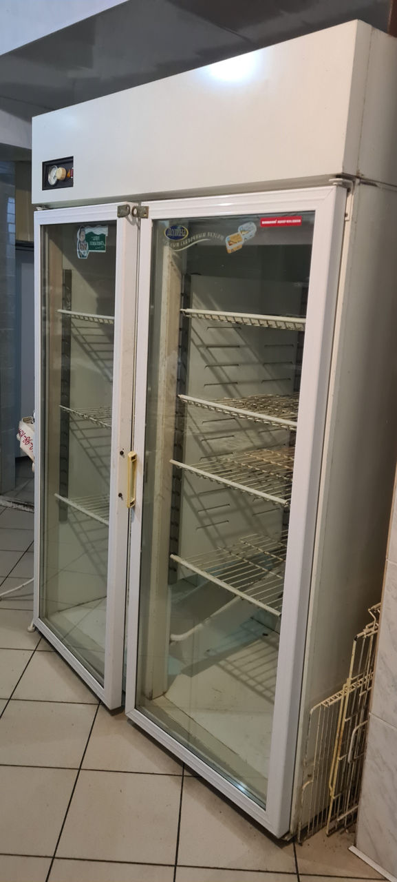 Новогодняя Скидка -20%.Холодильная витрина,для продуктовых магазинов.Торг.- покупателя и они ваши. foto 4