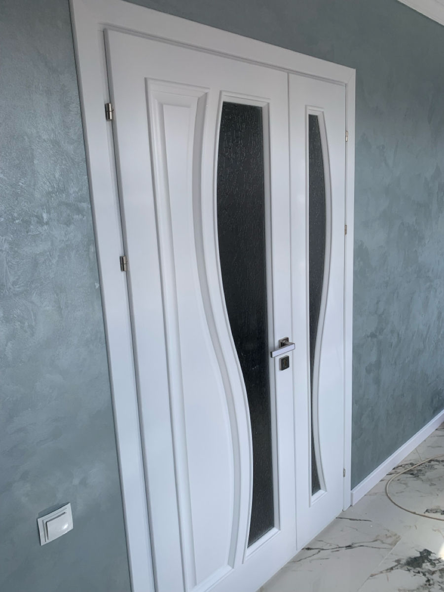 Restaurare uși,scaune orice tip de mobilier din lemn foto 5