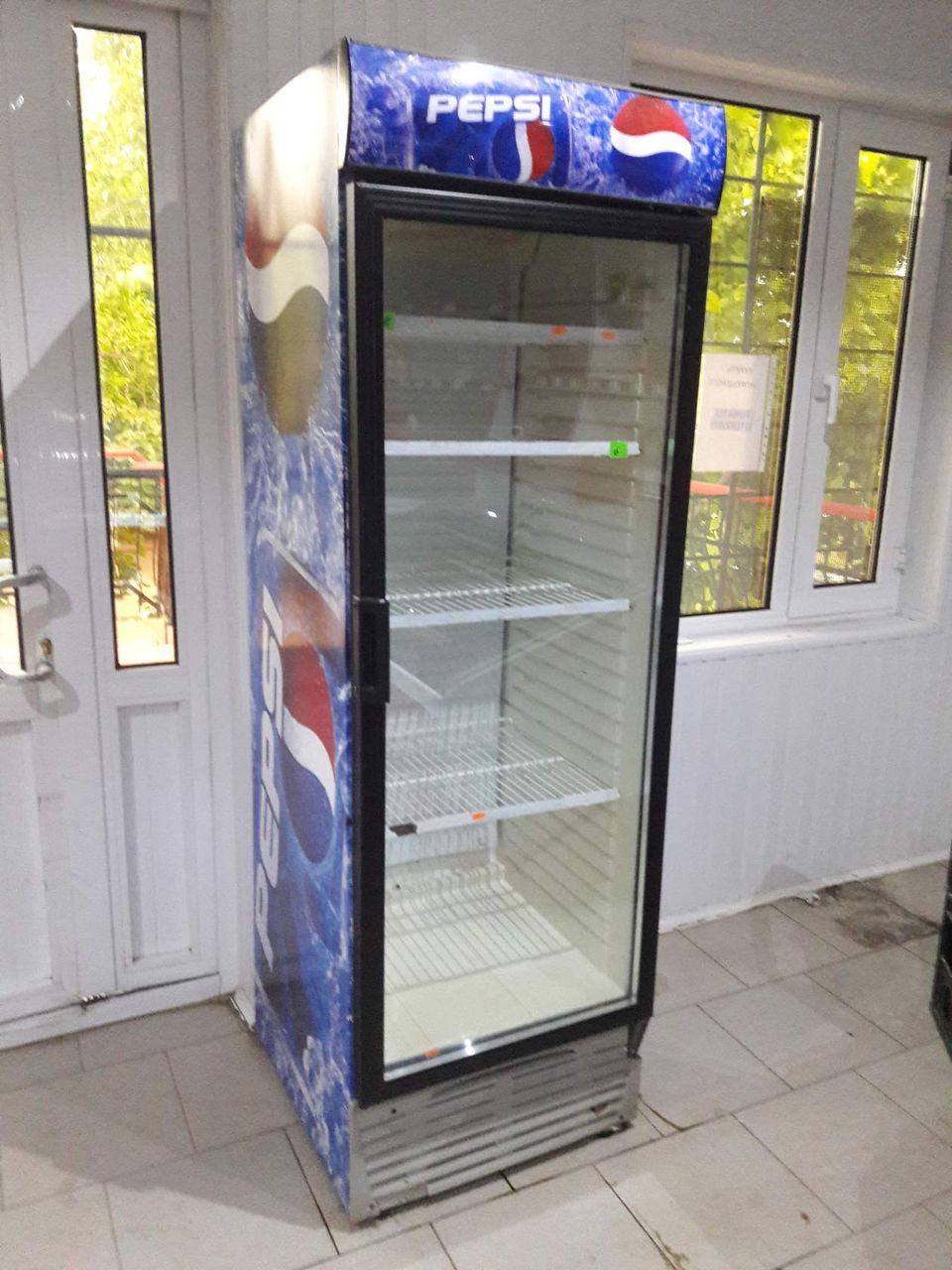 Холодильная витрина Балтика
