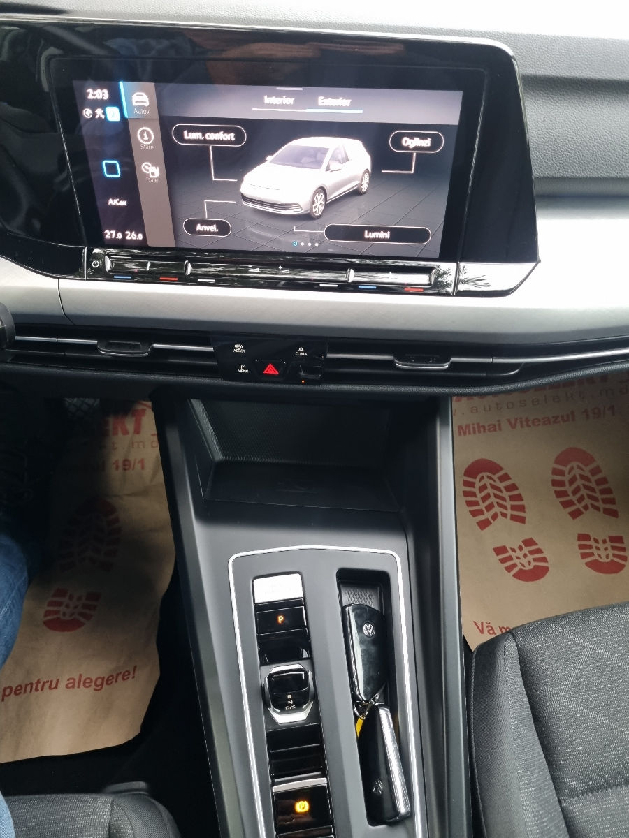 Volkswagen Golf 2023 photo 15