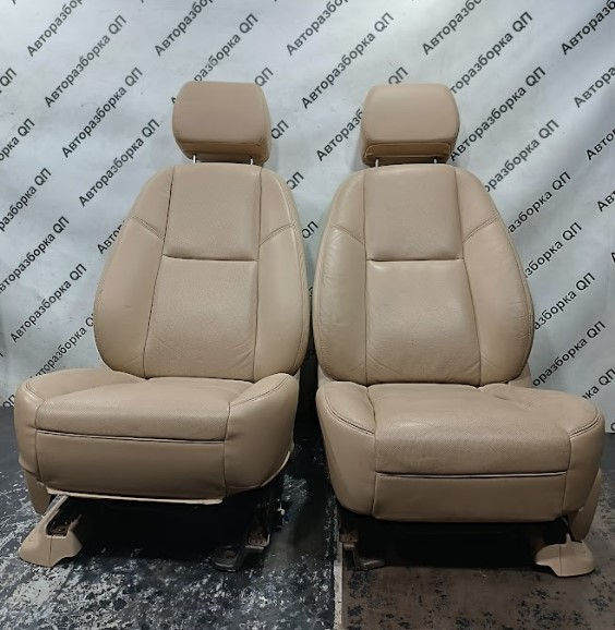 Салон (сиденья) бежевая кожа Cadillac Escalade III. Разборка Cadillac фото 0