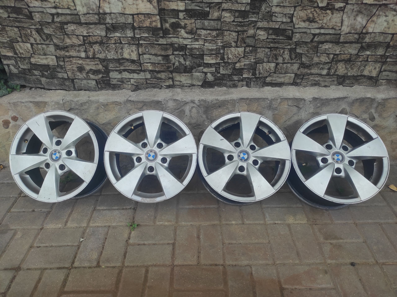 Продам диски R15 5x120 2000lei