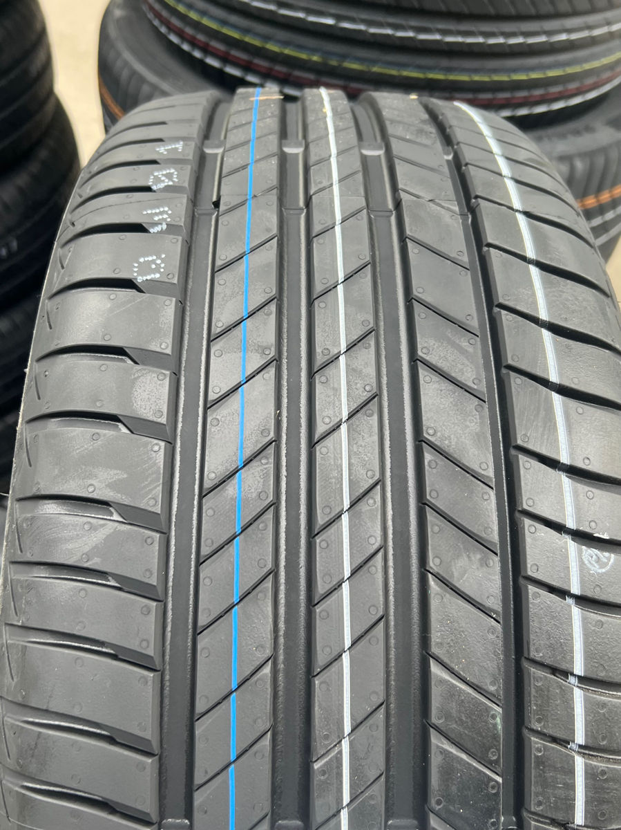 225/40 R18 Bridgestone Turanza T005/ Доставка, livrare toata Moldova 2024 фото 2