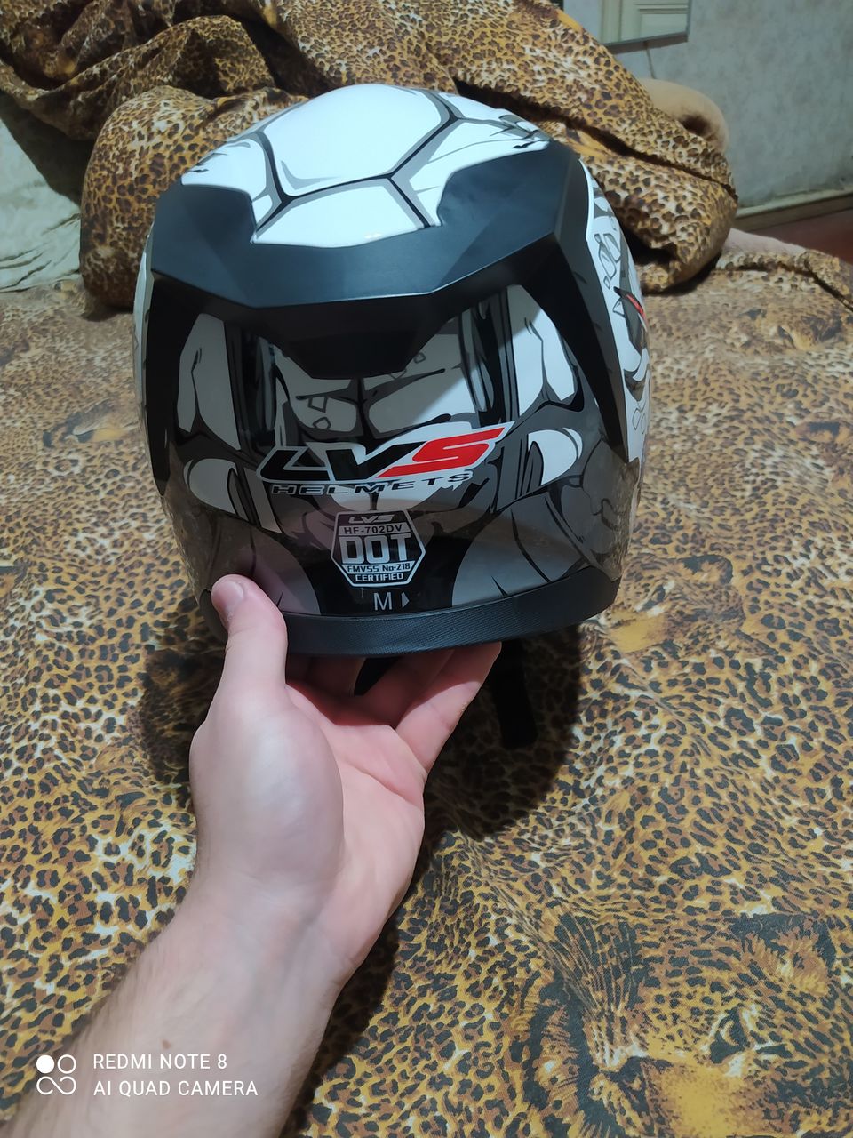 LVS Helmets шлем